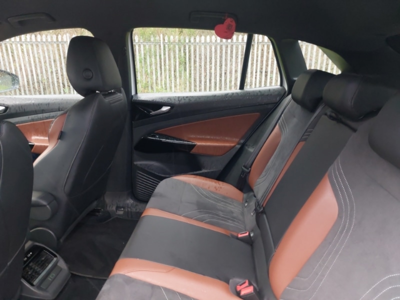 Used Volkswagen ID.4 2021 for sale - 76879823: Photo 6