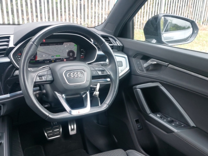 Used Audi Q3 2022 for sale - 77939092: Photo 10