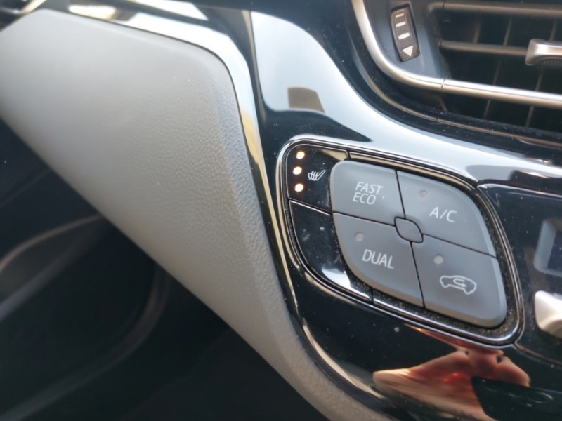 Used Toyota C-HR 2023 for sale - 77933275: Photo 16