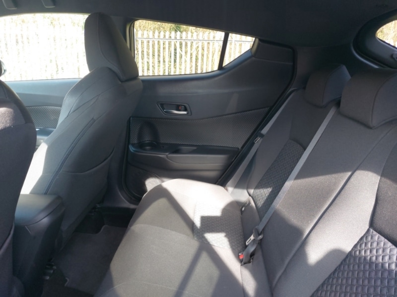 Used Toyota C-HR 2023 for sale - 77933275: Photo 6