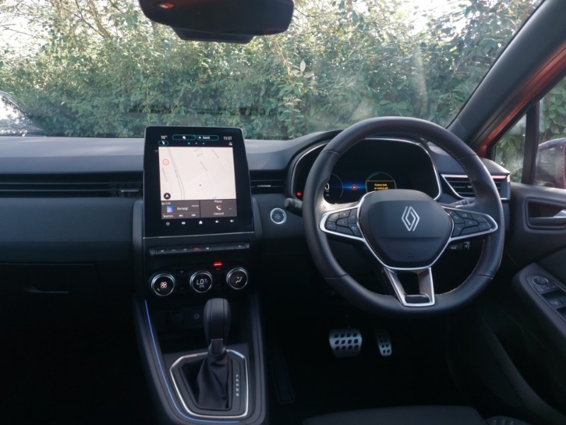 Used Renault Clio 2025 for sale - 77832157: Photo 2