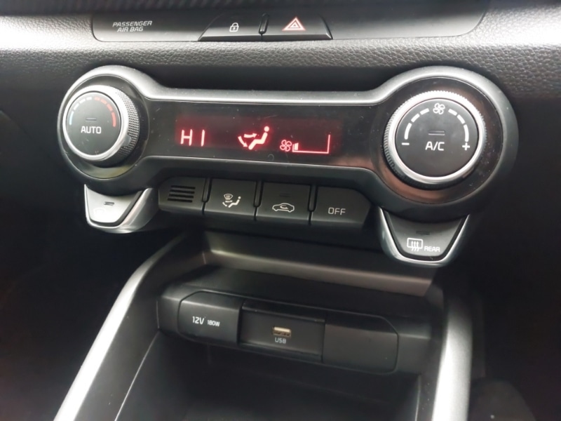 Used Kia Stonic 2023 for sale - 77264937: Photo 14