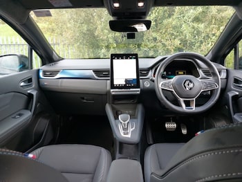 Used Renault Captur 2025 for sale - 76325393: Photo