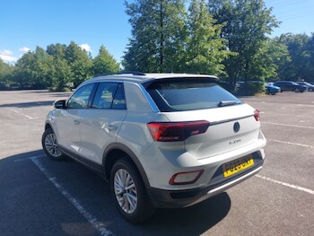 Used Volkswagen T-Roc 2023 for sale - 78842056: Photo