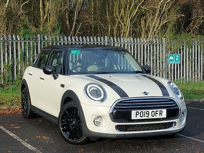 Used MINI Hatch 2019 for sale - 76924981: Photo 1