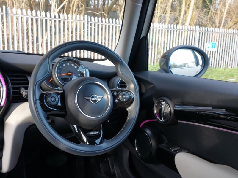 Used MINI Hatch 2019 for sale - 76924981: Photo 10
