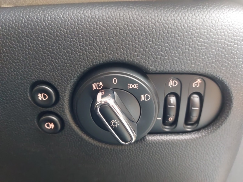 Used MINI Hatch 2019 for sale - 76924981: Photo 13