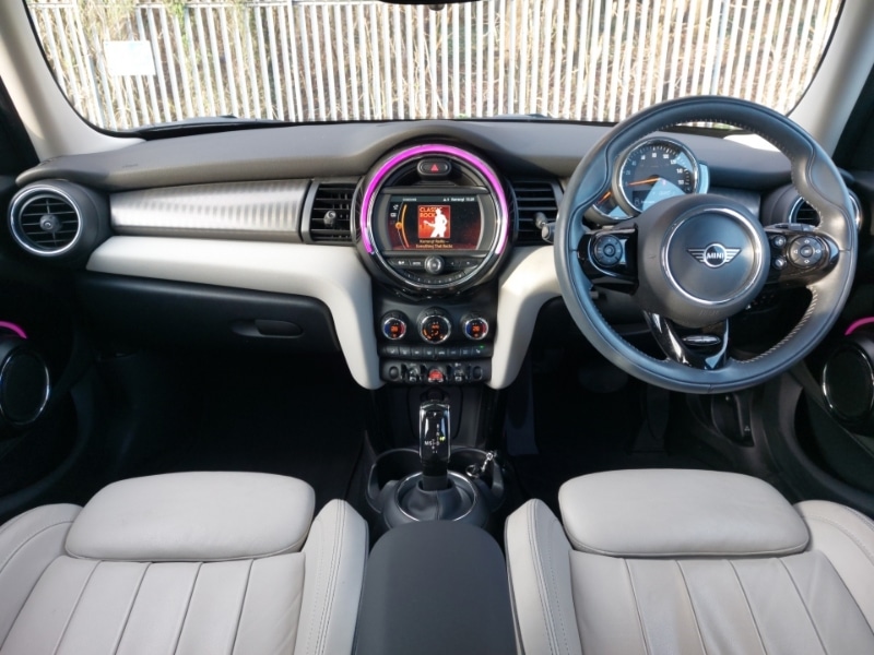 Used MINI Hatch 2019 for sale - 76924981: Photo 2