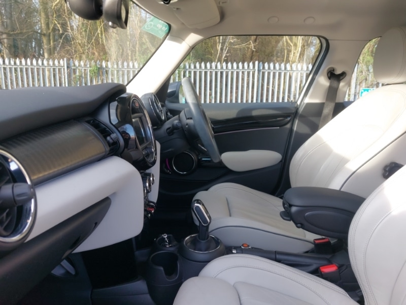 Used MINI Hatch 2019 for sale - 76924981: Photo 5