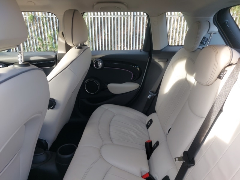 Used MINI Hatch 2019 for sale - 76924981: Photo 6