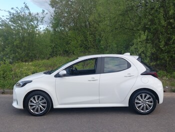 Used Toyota Yaris 2023 for sale - 78595105: Photo