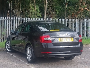 Used Skoda Octavia 2018 for sale - 76053229: Photo 3