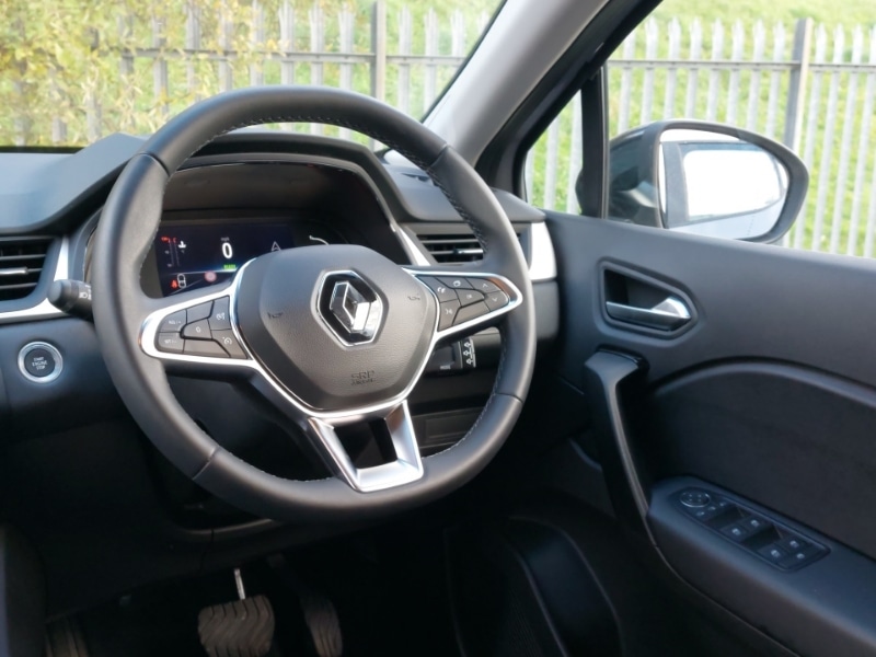 Used Renault Captur 2023 for sale - 76737106: Photo 10