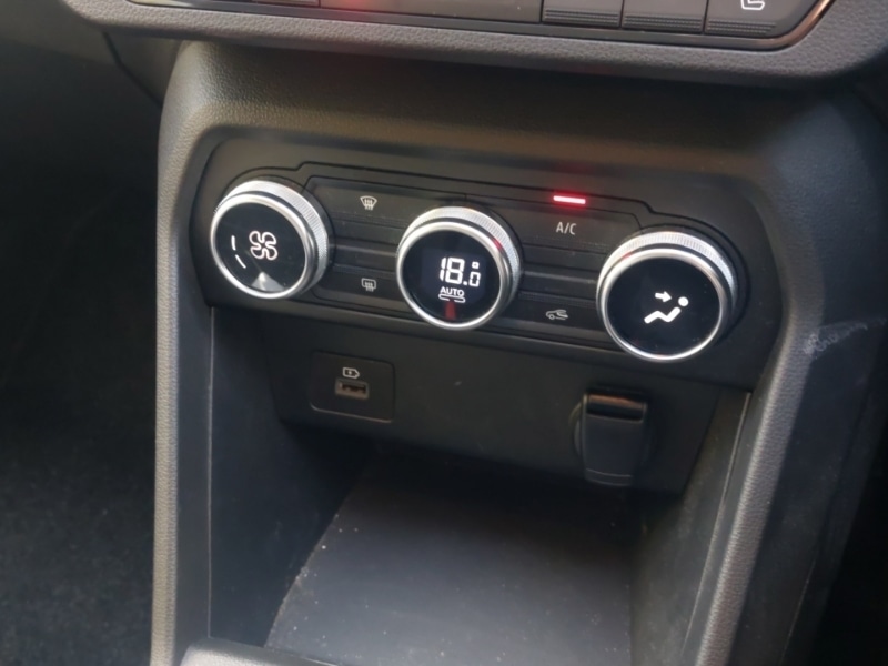 Used Dacia Sandero Stepway 2022 for sale - 76393128: Photo 13