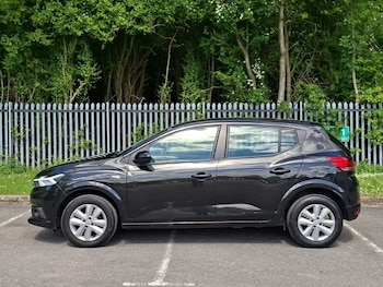 Used Dacia Sandero 2024 for sale - 78478107: Photo