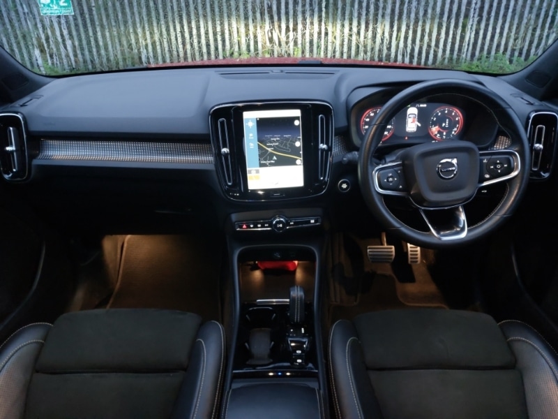 Used Volvo XC40 2020 for sale - 77183637: Photo 2