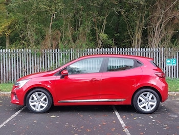 Used Renault Clio 2020 for sale - 76262040: Photo 4