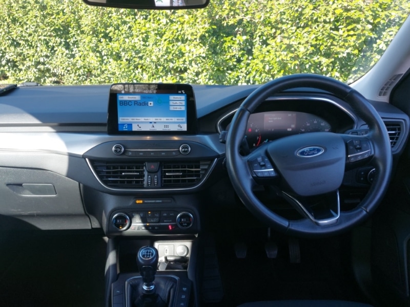 Used Ford Focus 2019 for sale - 77939104: Photo 2