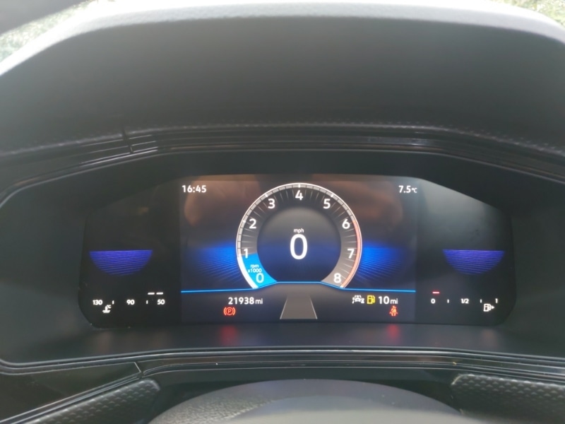 Used Volkswagen T-Cross 2022 for sale - 77921906: Photo 14