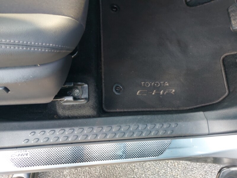 Used Toyota C-HR 2023 for sale - 77761019: Photo 18