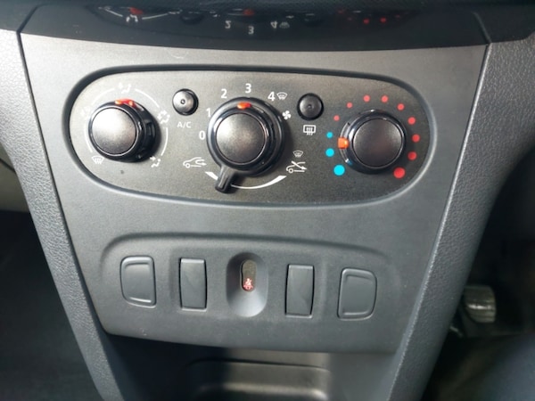Used Dacia Sandero Stepway 2019 for sale - 76325380: Photo 10