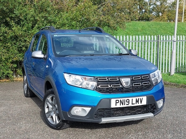 Used Dacia Sandero Stepway 2019 for sale - 76325380: Photo 1
