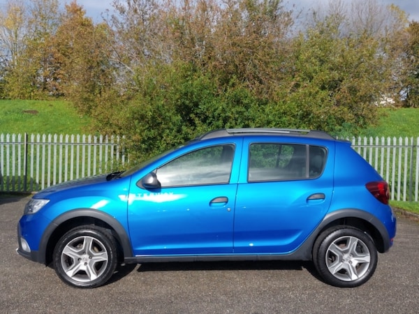 Used Dacia Sandero Stepway 2019 for sale - 76325380: Photo 4