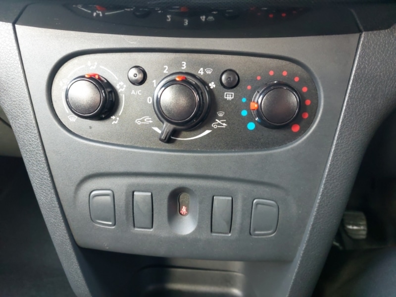 Used Dacia Sandero Stepway 2019 for sale - 76401084: Photo 10