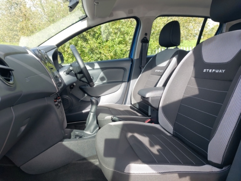 Used Dacia Sandero Stepway 2019 for sale - 76401084: Photo 5