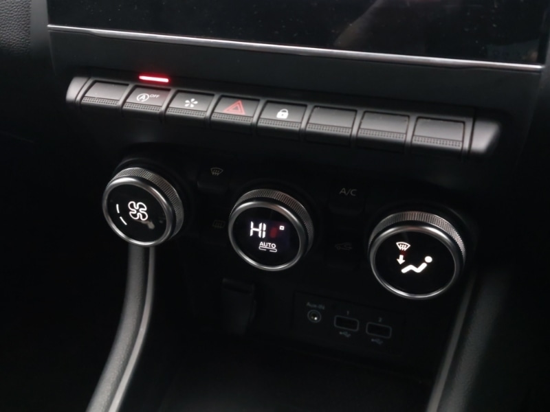 Used Renault Captur 2020 for sale - 77347656: Photo 15