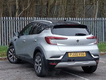 Used Renault Captur 2020 for sale - 77347656: Photo