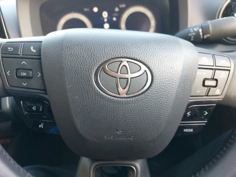 Used Toyota C-HR 2023 for sale - 76199391: Photo 14