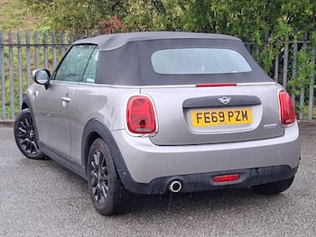 Used MINI Convertible 2019 for sale - 79654075: Photo