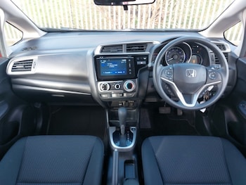 Used Honda Jazz 2019 for sale - 77544026: Photo