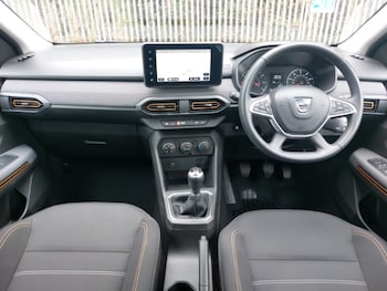 Used Dacia Sandero Stepway 2022 for sale - 76860722: Photo