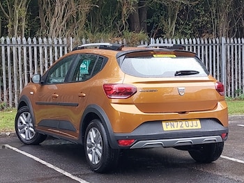 Used Dacia Sandero Stepway 2022 for sale - 76860722: Photo