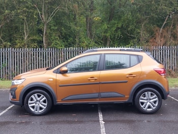 Used Dacia Sandero Stepway 2022 for sale - 76860722: Photo