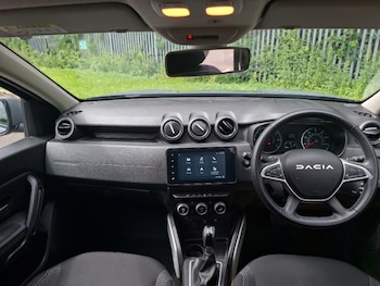 Used Dacia Duster 2023 for sale - 78808375: Photo