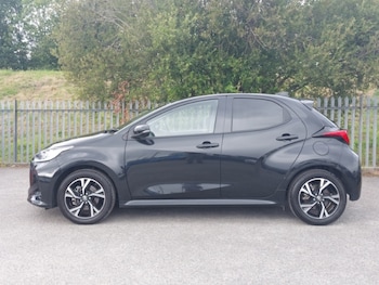 Used Toyota Yaris 2024 for sale - 79425091: Photo