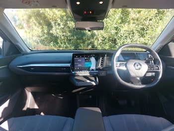 Used Renault Megane E Tech 2023 for sale - 76053648: Photo