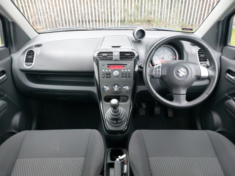 Used Suzuki Splash 2014 for sale - 77635875: Photo 2