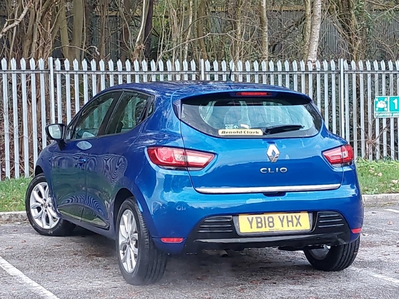 Used Renault Clio 2018 for sale - 76656679: Photo 3