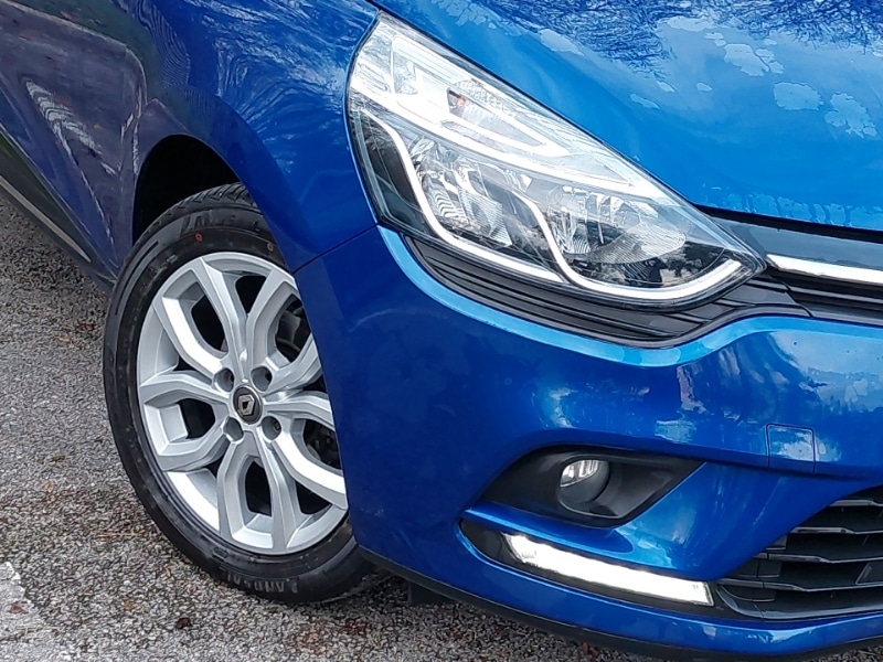 Used Renault Clio 2018 for sale - 76656679: Photo 9