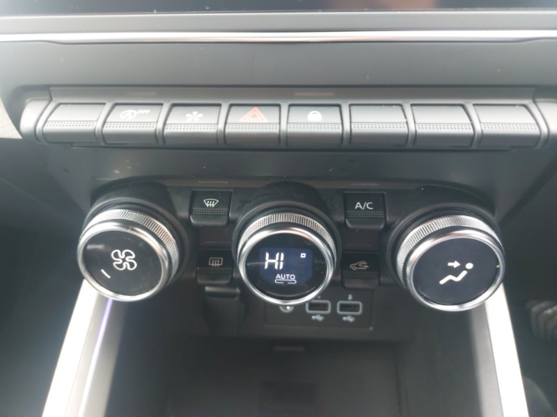 Used Renault Clio 2022 for sale - 77777311: Photo 16