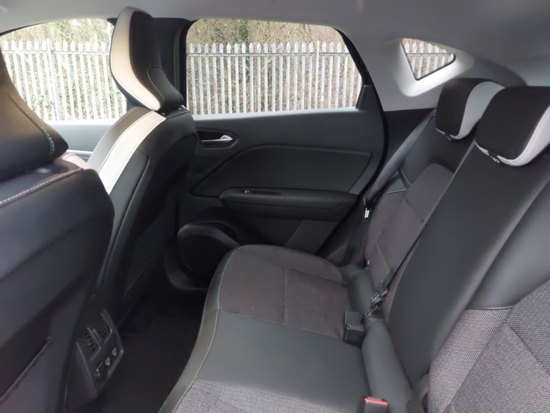 Used Renault Captur 2023 for sale - 77453866: Photo 6