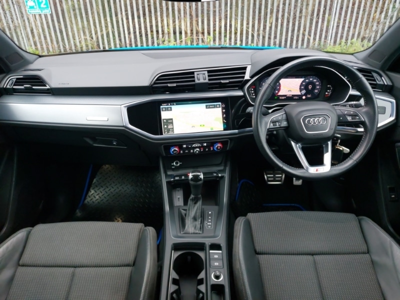 Used Audi Q3 2020 for sale - 77183644: Photo 2