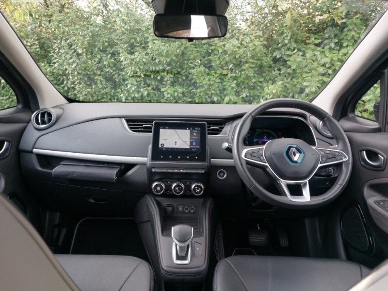 Used Renault Zoe 2020 for sale - 76515229: Photo 2