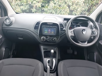 Used Renault Captur 2018 for sale - 78563672: Photo