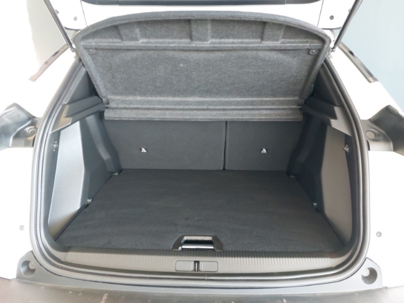 Used Peugeot 2008 2022 for sale - 76614099: Photo 8