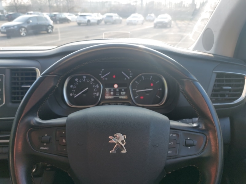 Used Peugeot Traveller 2018 for sale - 77761010: Photo 17